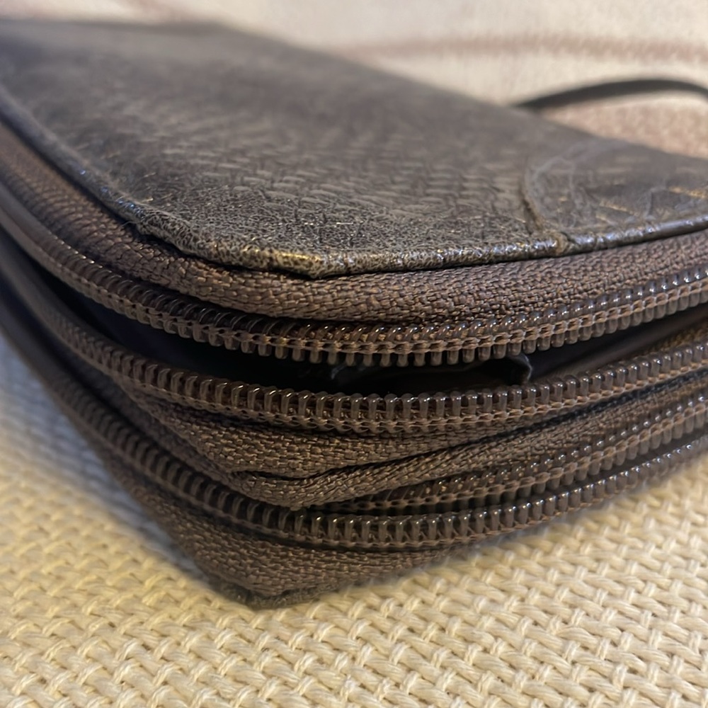 Metallic Wallet With Wristlet GUC - Picture 5 of 10